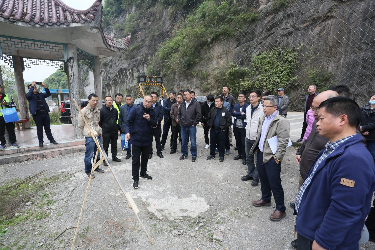 贵州省都匀公路管理局S205线江界河大桥专项检测现场观摩会
